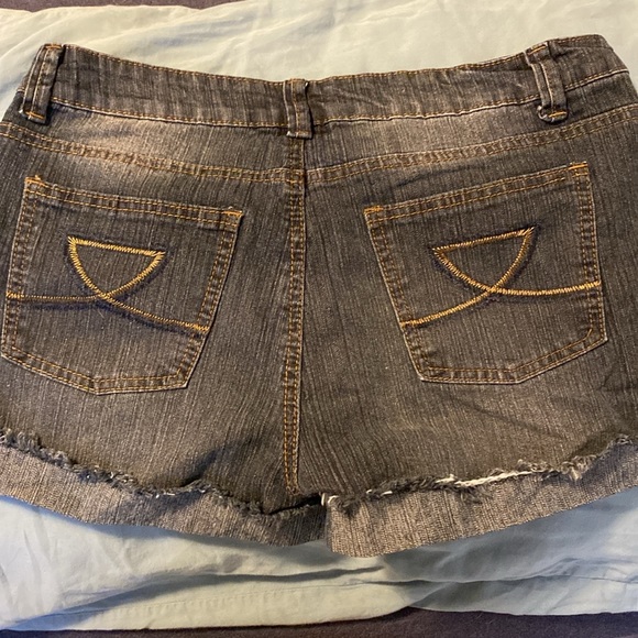 *3 for $10* Women's Denim Shorts with Frayed Hem - Picture 3 of 3